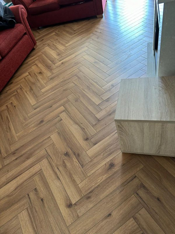 Oak robust fumed herringbone in livingroom