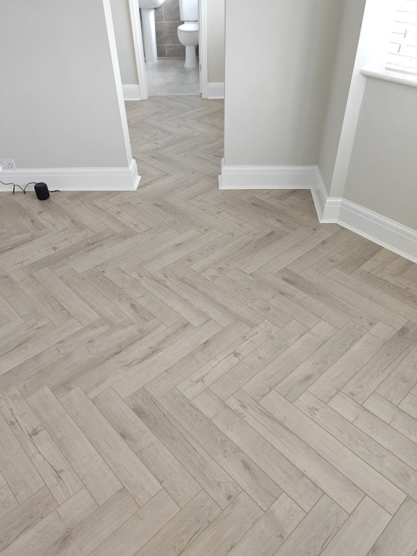 Oak robust grey herringbone flooring