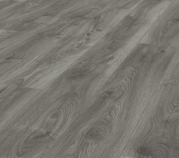 Tomahawk Oak Flooring Angled Shot