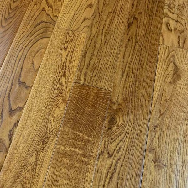 18mm Engineered150 Golden Oak flooring close up