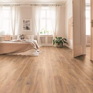 Eurohome Collection Art 12mm Donard Oak flooring room view