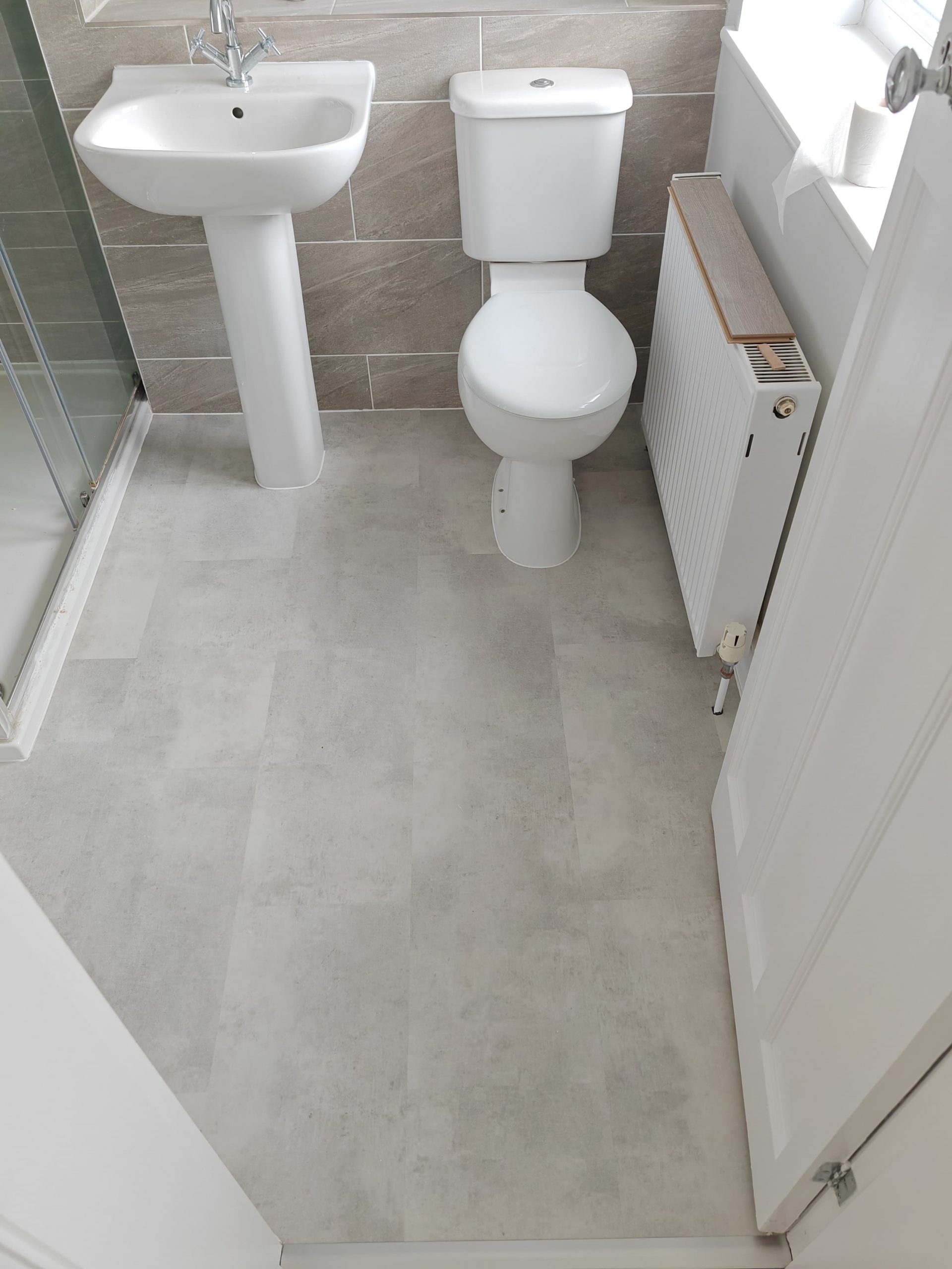 Flint Grey SPC Tile flooring in bathroom